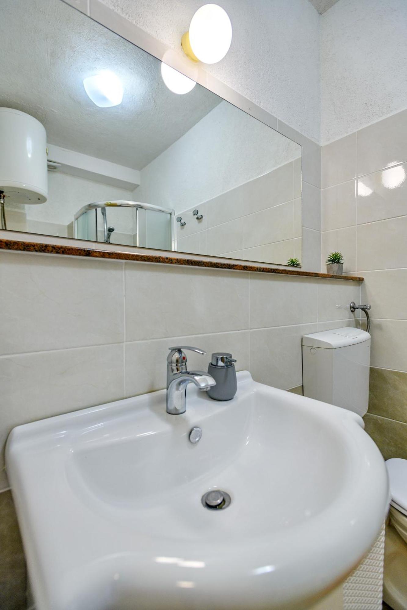 Apartman Kali Eksteriør billede